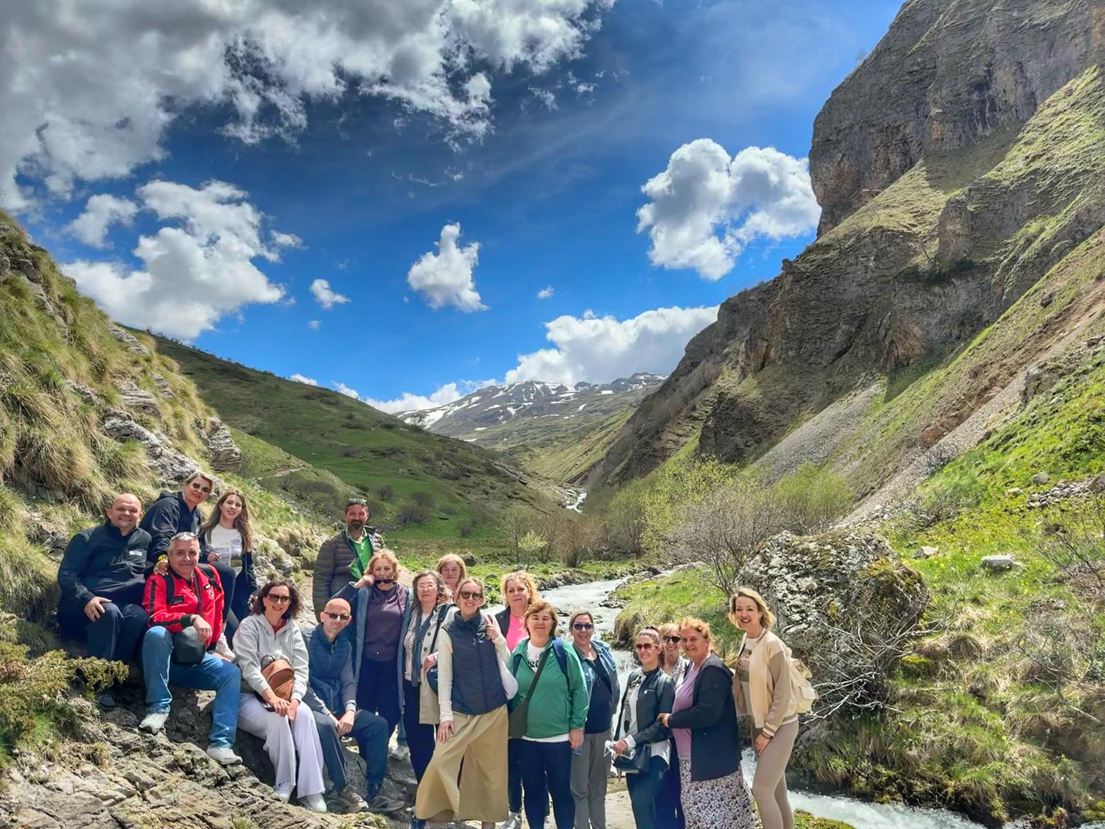 Kosovo i Metohija Kosovo i Metohija